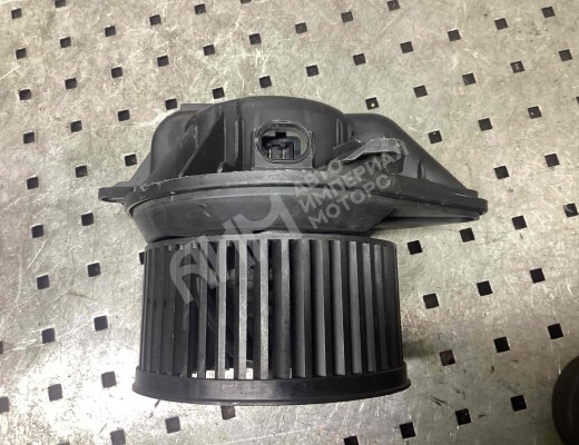 Моторчик печки Renault Scenic I (JA) 1999-2003 рестайлинг  Renault Scenic Scenic I (JA) 1999-2003 рестайлинг