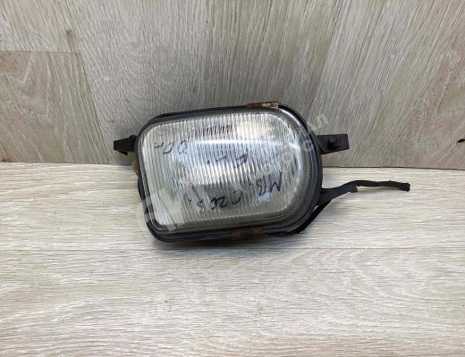 Фара противотуманная левая Mercedes C (W203) 2000-2004  Mercedes C C (W203) 2000-2004