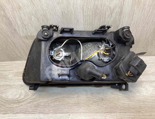 Фара правая Audi A3 I (8L) 1996-2000  Audi A3 A3 I (8L) 1996-2000