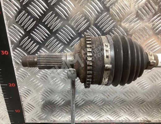 Полуось передняя правая (приводной вал, ШРУС) Mazda 6 I (GG) 2002-2005  Mazda 6 6 I (GG) 2002-2005