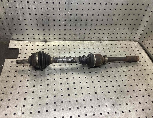 Полуось передняя правая (приводной вал, ШРУС) Citroen X. Picasso (N68) 1999-2010  Citroen Xsara Picasso X. Picasso (N68) 1999-2010