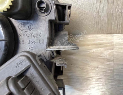 Фара правая Audi A3 I (8L) 1996-2000  Audi A3 A3 I (8L) 1996-2000