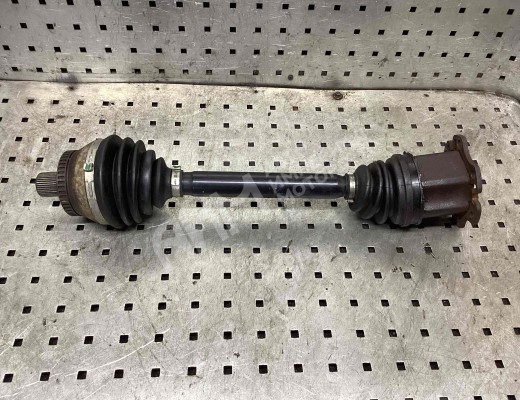 Полуось передняя левая (приводной вал, ШРУС) Audi A4 B6 (8EC, 8E5) 2000-2004  Audi A4 A4 B6 (8EC, 8E5) 2000-2004