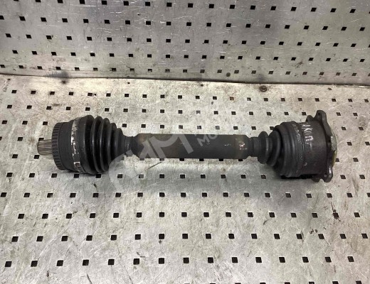 Полуось передняя левая (приводной вал, ШРУС) Volkswagen Passat B5 (3B) 1996-2000  Volkswagen Passat Passat B5 (3B) 1996-2000