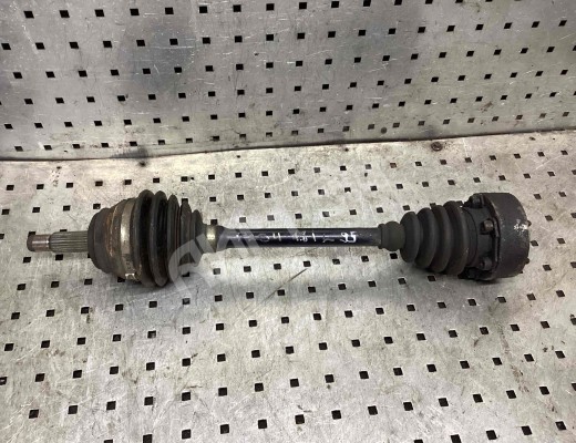 Полуось передняя левая (приводной вал, ШРУС) Volkswagen Passat B4 (3A) 1993-1997  Volkswagen Passat Passat B4 (3A) 1993-1997