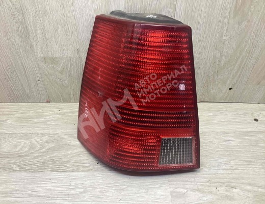 Фонарь задний левый Volkswagen Bora (1J) 1998-2005  Volkswagen Bora Bora (1J) 1998-2005