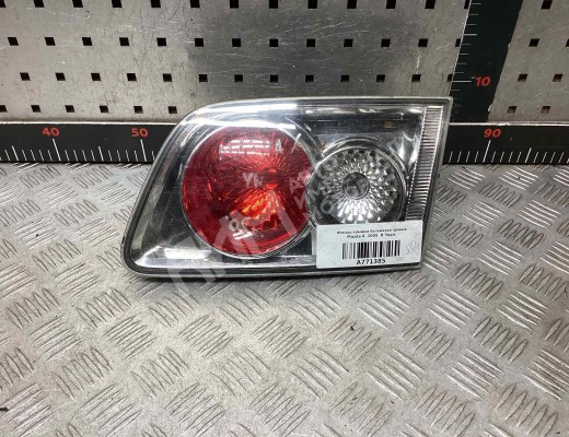 Фонарь крышки багажника правый Mazda 6 I (GG) 2002-2005  Mazda 6 6 I (GG) 2002-2005