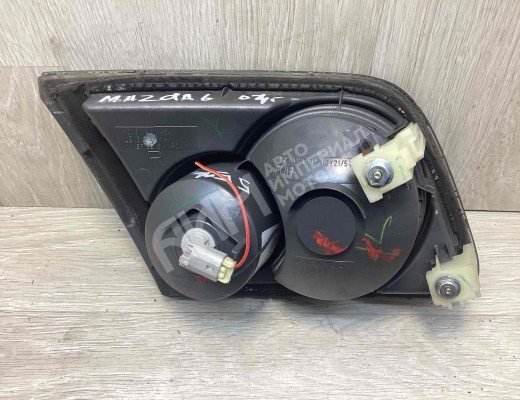 Фонарь крышки багажника правый Mazda 6 I (GG) 2002-2005  Mazda 6 6 I (GG) 2002-2005