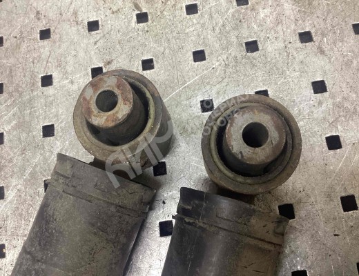 Амортизатор задний Renault Megane II 2002-2006  Renault Megane Megane II 2002-2006