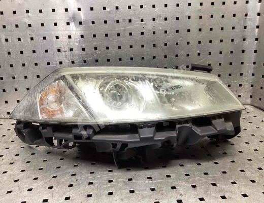 Фара правая Renault Megane II 2002-2006  Renault Megane Megane II 2002-2006