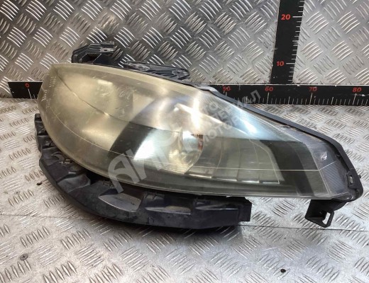 Фара левая Renault Laguna II (X74) 2005-2007 рестайлинг  Renault Laguna Laguna II (X74) 2005-2007 рестайлинг