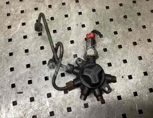 Топливная рампа Ford Focus II 2005-2008  Ford Focus Focus II 2005-2008