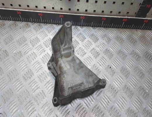 Кронштейн генератора Volkswagen Touareg I (7L) 2002-2006  Volkswagen Touareg Touareg I (7L) 2002-2006