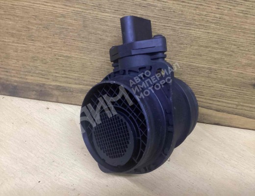 Расходомер воздуха Volkswagen Golf IV (1J) 1997-2004  Volkswagen Golf Golf IV (1J) 1997-2004