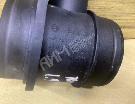 Расходомер воздуха Volkswagen Golf IV (1J) 1997-2004  Volkswagen Golf Golf IV (1J) 1997-2004