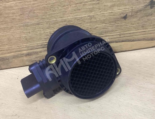 Расходомер воздуха Audi A3 I (8L) 1996-2000  Audi A3 A3 I (8L) 1996-2000