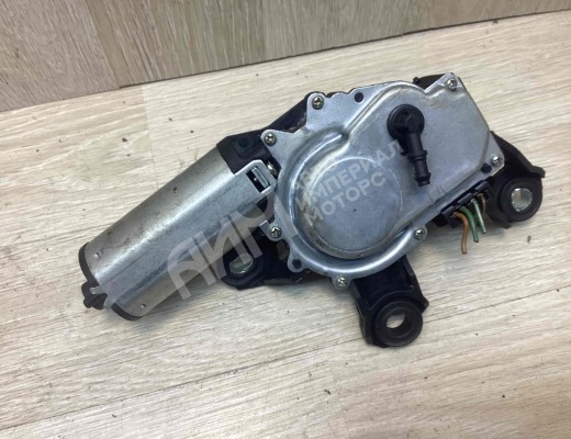 Моторчик заднего стеклоочистителя (дворника) Skoda Octavia A4 Tour (1U) 1996-2010  Skoda Octavia Octavia A4 Tour (1U) 1996-2010