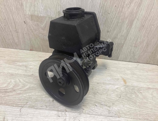 Насос гидроусилителя руля Mercedes C (W203) 2000-2004  Mercedes C C (W203) 2000-2004