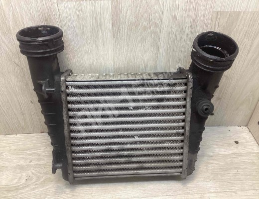 Интеркулер Volkswagen Passat B5+ (3B) 2000-2005 рестайлинг  Volkswagen Passat Passat B5+ (3B) 2000-2005 рестайлинг