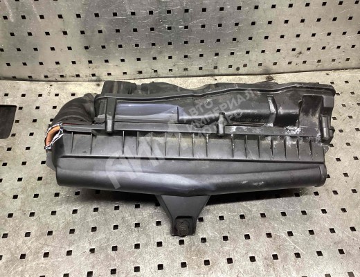 Корпус воздушного фильтра Peugeot 308 (T7) 2007-2015  Peugeot 308 308 (T7) 2007-2015