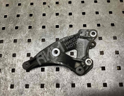 Кронштейн компрессора кондиционера Peugeot 308 (T7) 2007-2015  Peugeot 308 308 (T7) 2007-2015
