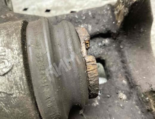 Суппорт задний правый Volkswagen Passat B5+ (3B) 2000-2005 рестайлинг  Volkswagen Passat Passat B5+ (3B) 2000-2005 рестайлинг