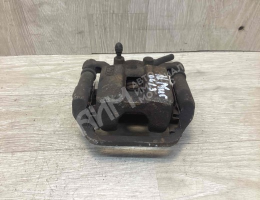 Суппорт задний правый Nissan Murano I (Z50) 2002-2008  Nissan Murano Murano I (Z50) 2002-2008