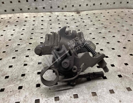 Суппорт задний левый Volkswagen Passat B5 (3B) 1996-2000  Volkswagen Passat Passat B5 (3B) 1996-2000