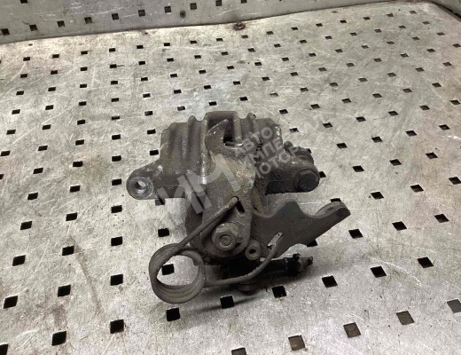 Суппорт задний левый Volkswagen Passat B5+ (3B) 2000-2005 рестайлинг  Volkswagen Passat Passat B5+ (3B) 2000-2005 рестайлинг