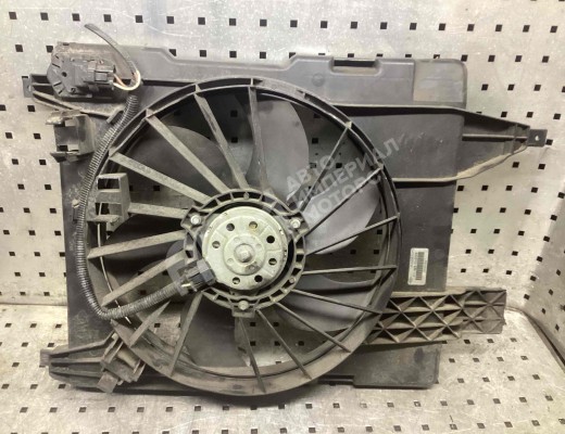 Вентилятор радиатора Renault Megane II 2002-2006  Renault Megane Megane II 2002-2006