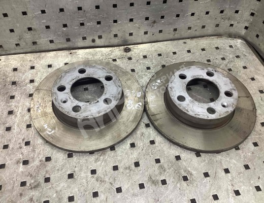 Диск тормозной задний Volkswagen Golf IV (1J) 1997-2004  Volkswagen Golf Golf IV (1J) 1997-2004