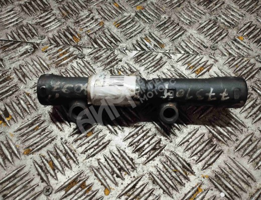 Топливная рампа Toyota Avensis II (T250) 2003-2008  Toyota Avensis Avensis II (T250) 2003-2008