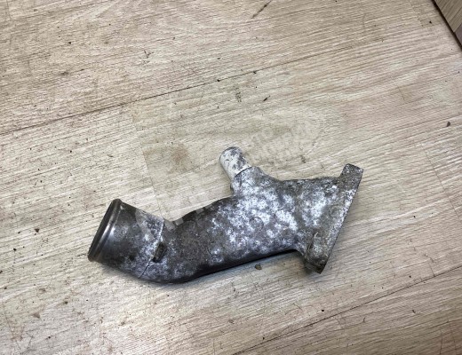 Фланец (тройник) системы охлаждения Toyota Avensis II (T250) 2003-2008  Toyota Avensis Avensis II (T250) 2003-2008