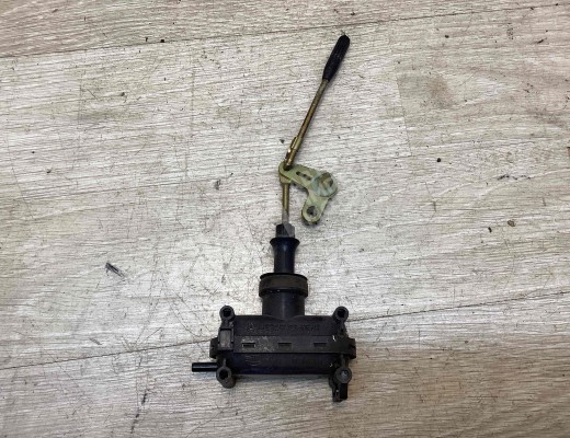 Активатор (привод) замка двери Mercedes E (W124) 1985-1996  Mercedes E E (W124) 1985-1996