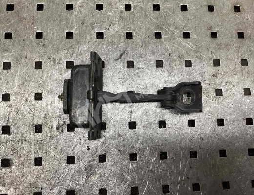 Ограничитель открывания двери передней Mercedes A (W168) 1997-2004  Mercedes A A (W168) 1997-2004