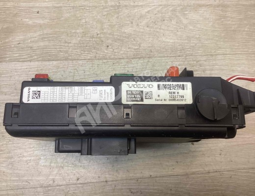 Блок предохранителей Volvo S60 I (RS, RH) 2000-2009  Volvo S60 S60 I (RS, RH) 2000-2009