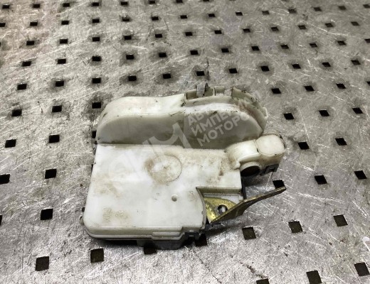 Замок двери передней левой Volkswagen Golf III (1H) 1991-1997  Volkswagen Golf Golf III (1H) 1991-1997