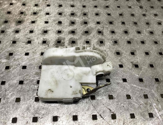 Замок двери передней левой Volkswagen Golf III (1H) 1991-1997  Volkswagen Golf Golf III (1H) 1991-1997