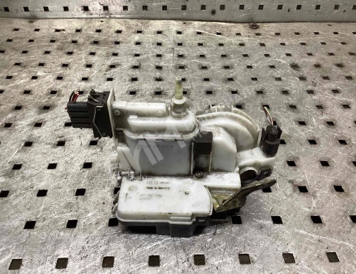 Замок двери передней левой Volkswagen Golf III (1H) 1991-1997  Volkswagen Golf Golf III (1H) 1991-1997