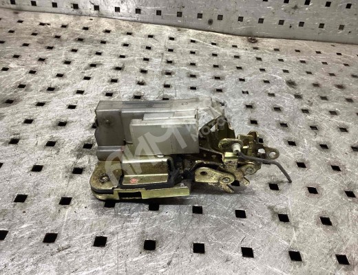 Замок двери передней левой Volkswagen Transporter T4 (7D) 1997-2003 рестайлинг  Volkswagen Transporter Transporter T4 (7D) 1997-2003 рестайлинг