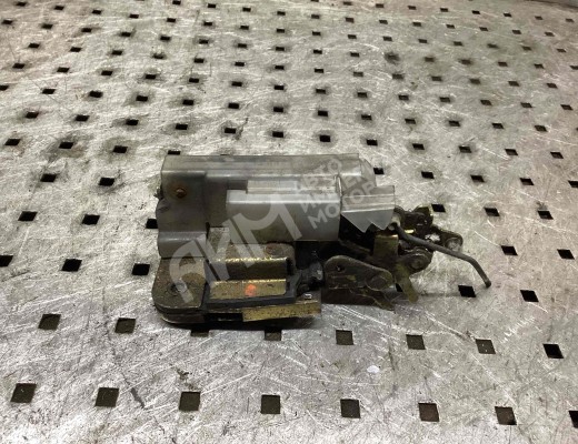 Замок двери передней левой Volkswagen Transporter T4 (7D) 1997-2003 рестайлинг  Volkswagen Transporter Transporter T4 (7D) 1997-2003 рестайлинг