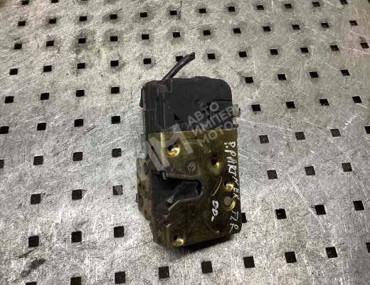 Замок двери передней правой Peugeot Partner I 1996-2008  Peugeot Partner Partner I 1996-2008