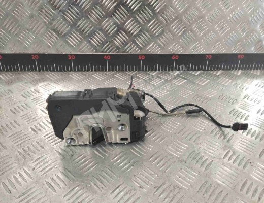 Замок двери передней левой Mercedes E (W211) 2006-2009 рестайлинг  Mercedes E E (W211) 2006-2009 рестайлинг