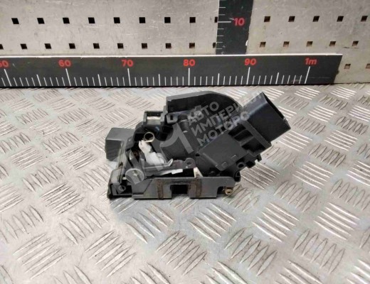 Замок двери передней левой Ford Focus II 2005-2008  Ford Focus Focus II 2005-2008
