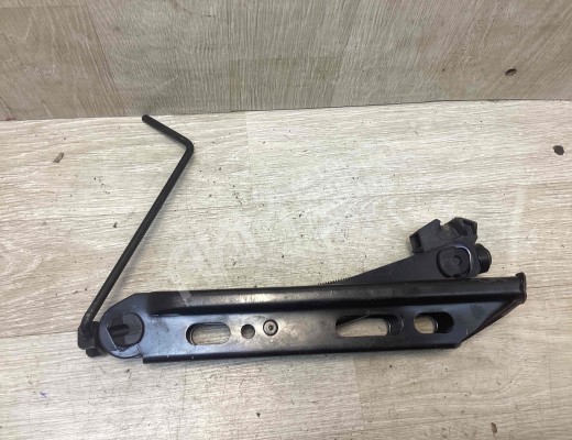 Домкрат Opel Vectra B 1999-2002 рестайлинг  Opel Vectra Vectra B 1999-2002 рестайлинг