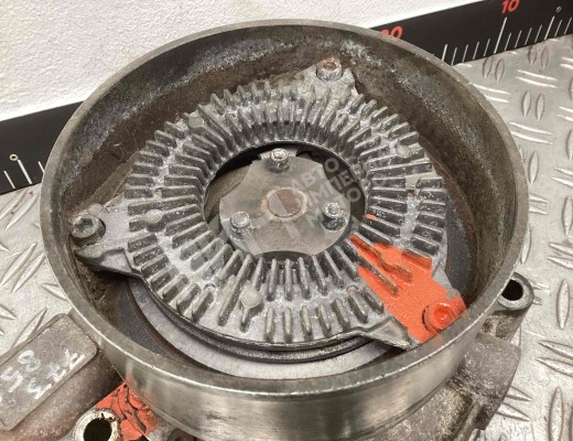 Помпа Renault Premium II 2006-2013  Renault Premium Premium II 2006-2013