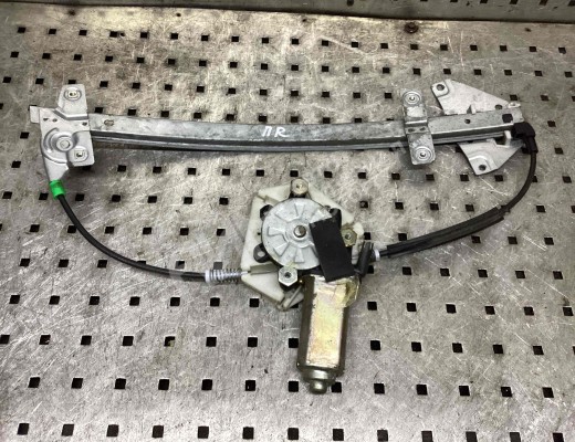 Стеклоподъемник передний правый Volvo S40 I (VS) 1995-2000  Volvo S40 S40 I (VS) 1995-2000