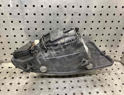 Фара левая Seat Ibiza III (6L) 2002-2008  Seat Ibiza Ibiza III (6L) 2002-2008