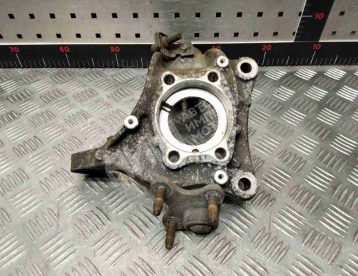 Кулак поворотный правый Volkswagen Passat B6 (3C) 2005-2010  Volkswagen Passat Passat B6 (3C) 2005-2010