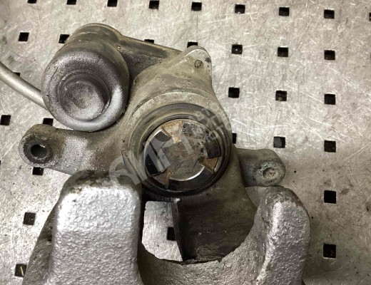 Суппорт задний левый Volkswagen Passat B6 (3C) 2005-2010  Volkswagen Passat Passat B6 (3C) 2005-2010